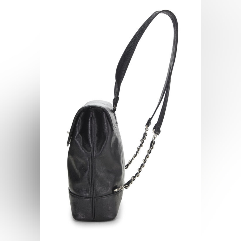❌️SOLD❌️⚜️Vintage ⚜️Chanel Black Caviar 'CC' Backpack - Picture 4 of 16